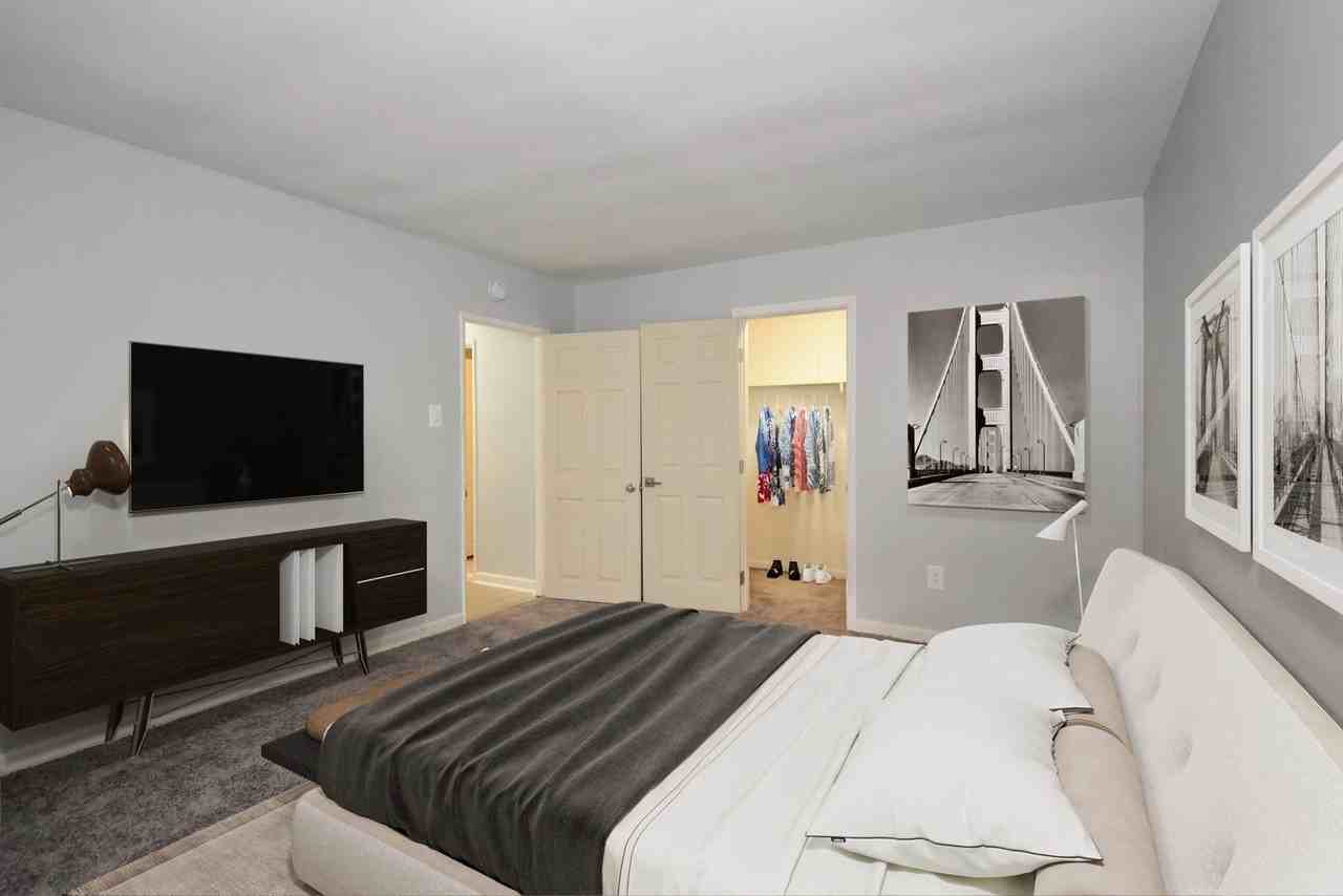 Lavana Falls Apartments - Photo 6 of 50