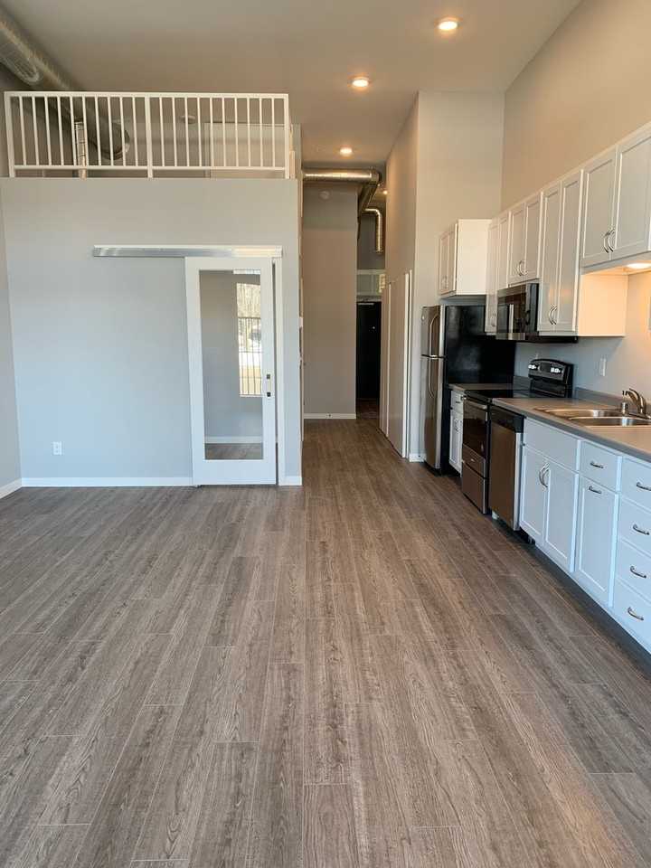 24 College Avenue N - Photo 5 of 36