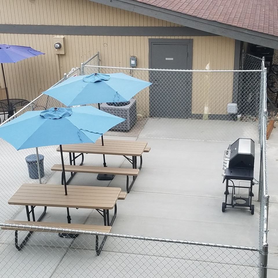 Greencrest Apartments - Photo 3 of 50