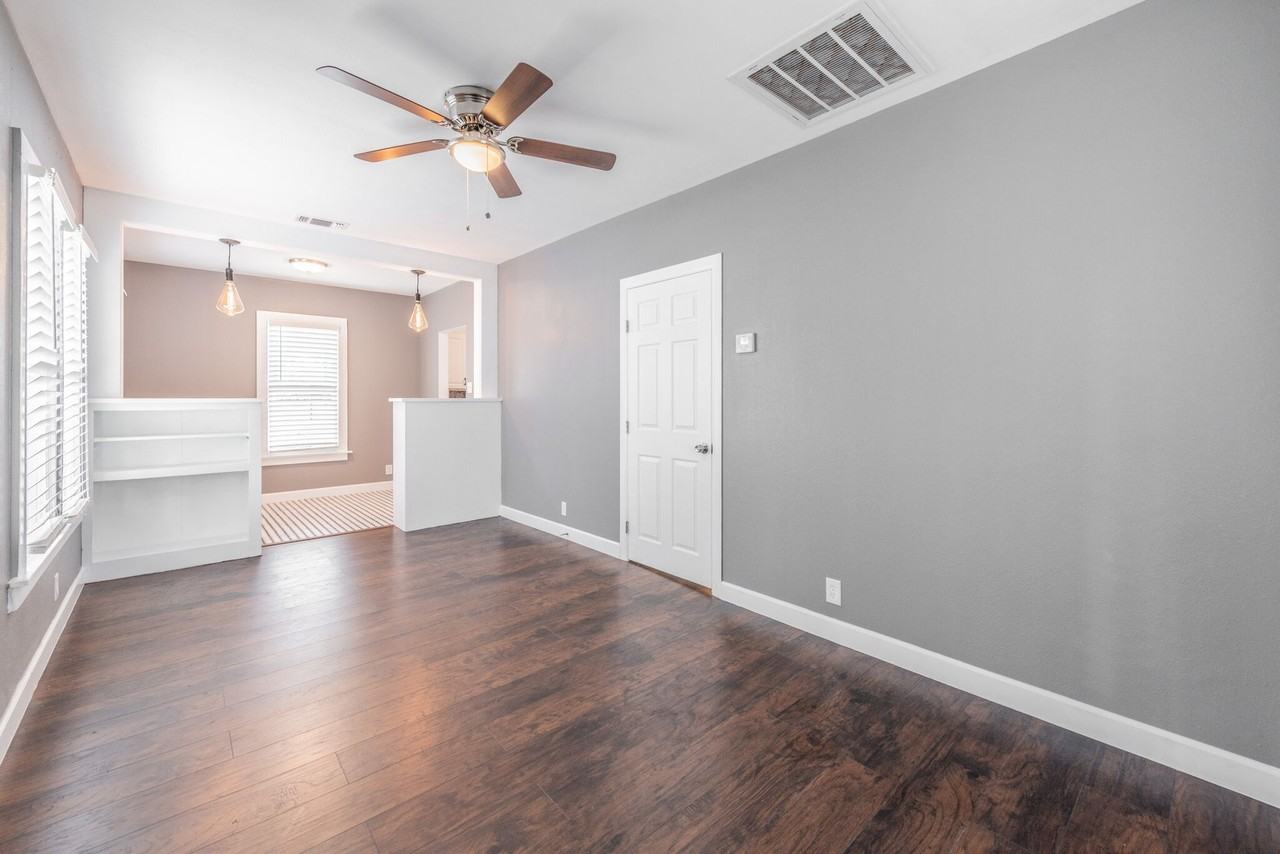 Cottages on Grayson - Photo 2 of 9