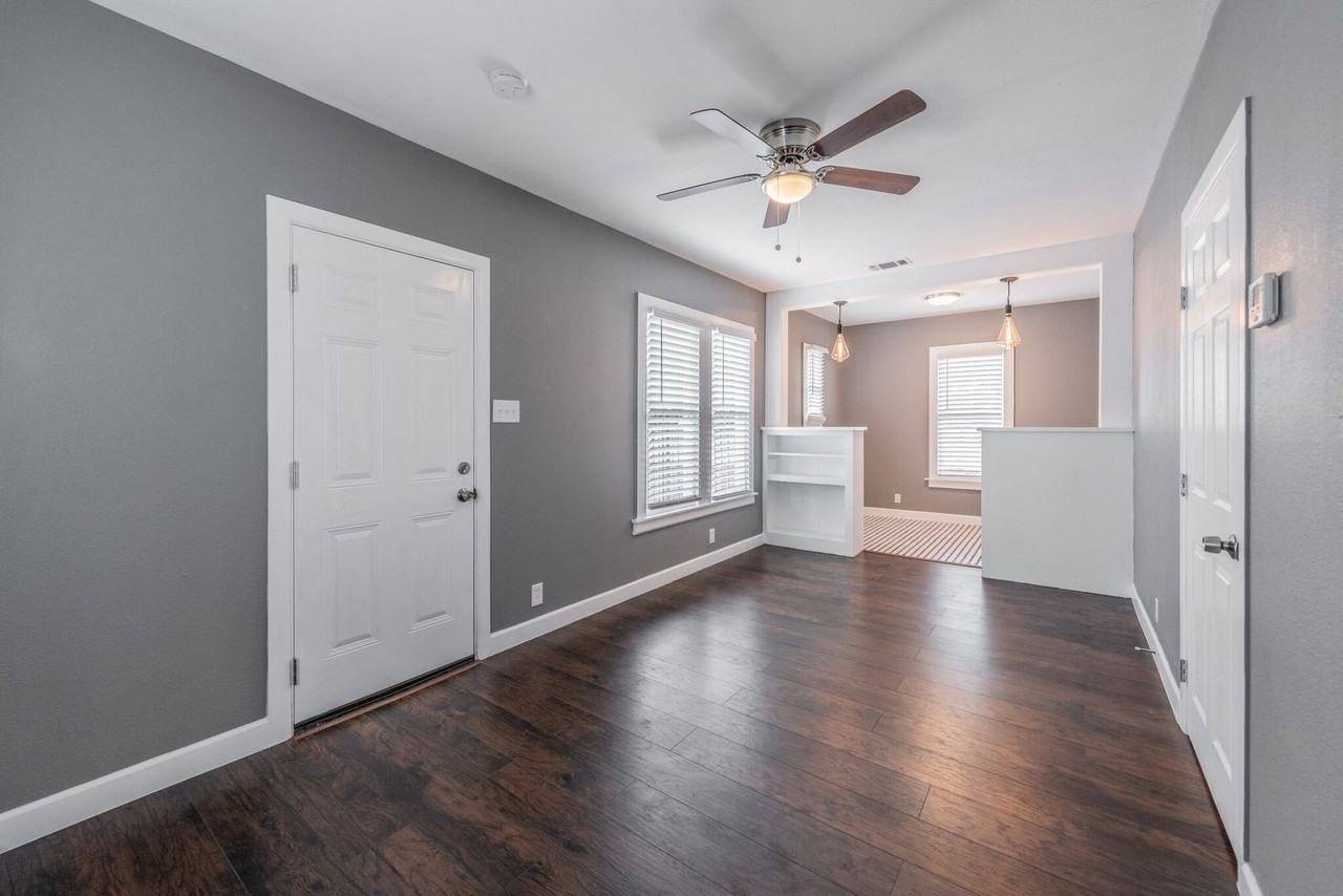 Cottages on Grayson - Photo 3 of 9