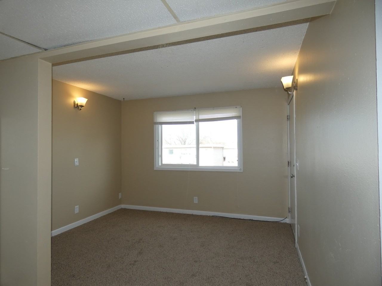 516 Heather Lane - Photo 6 of 31
