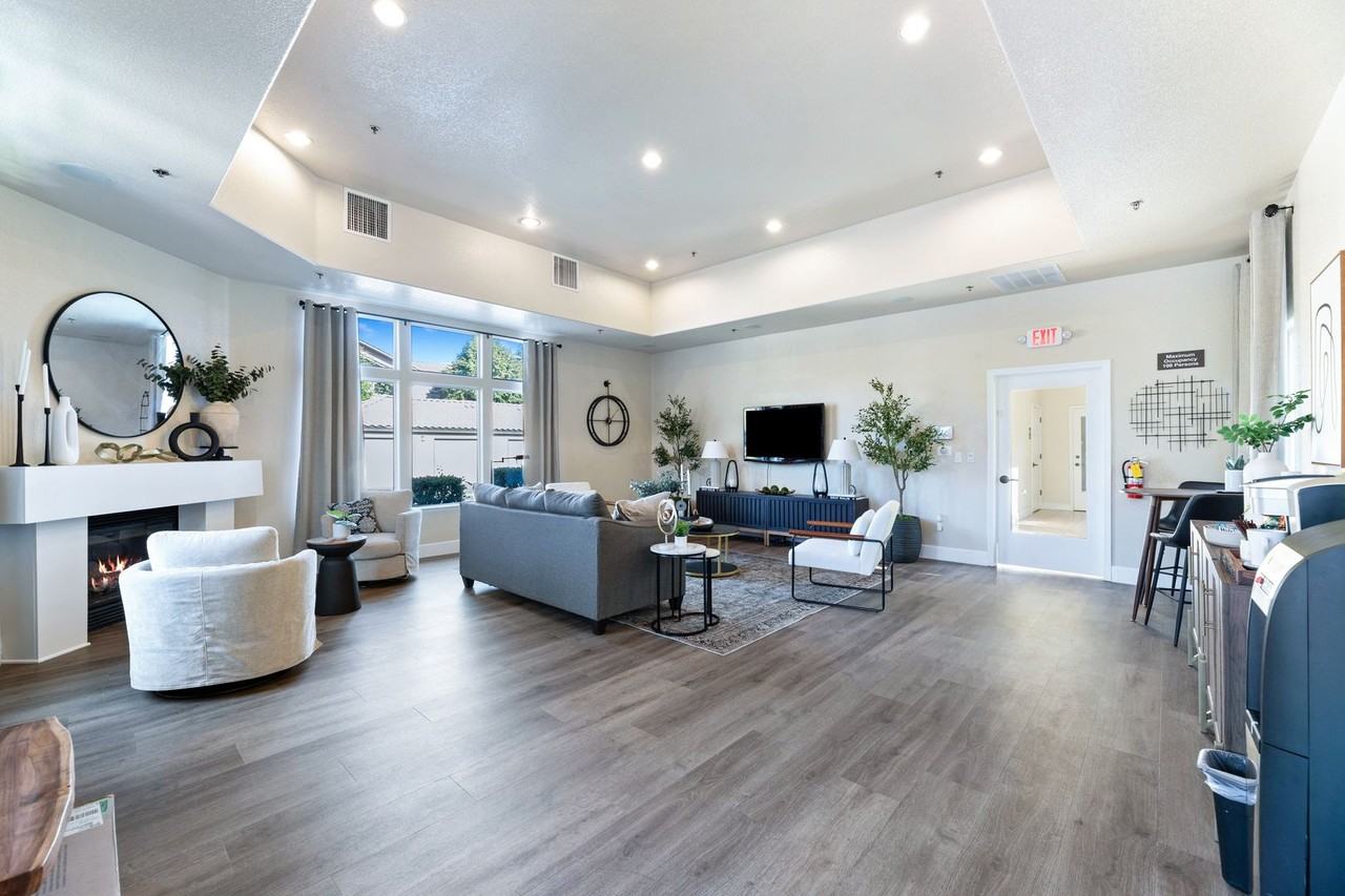 Palo Alto Place Apartments - Photo 5 of 23