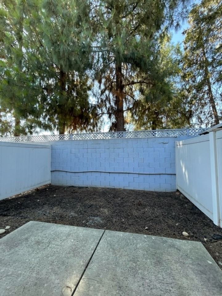 San Jose Villas Townhomes - Photo 6 of 7