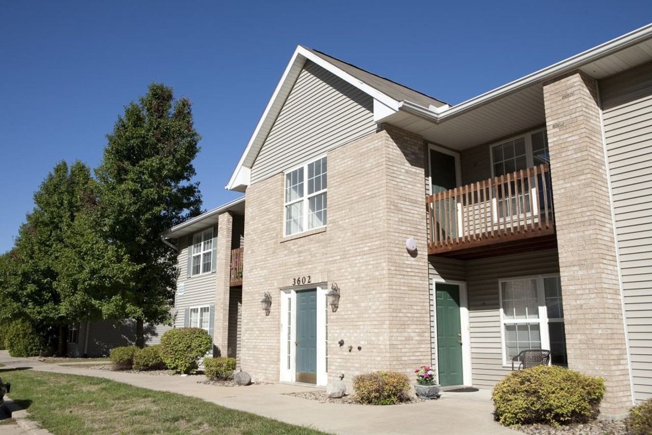 Hidden Oaks Apartments - Photo 5 of 42