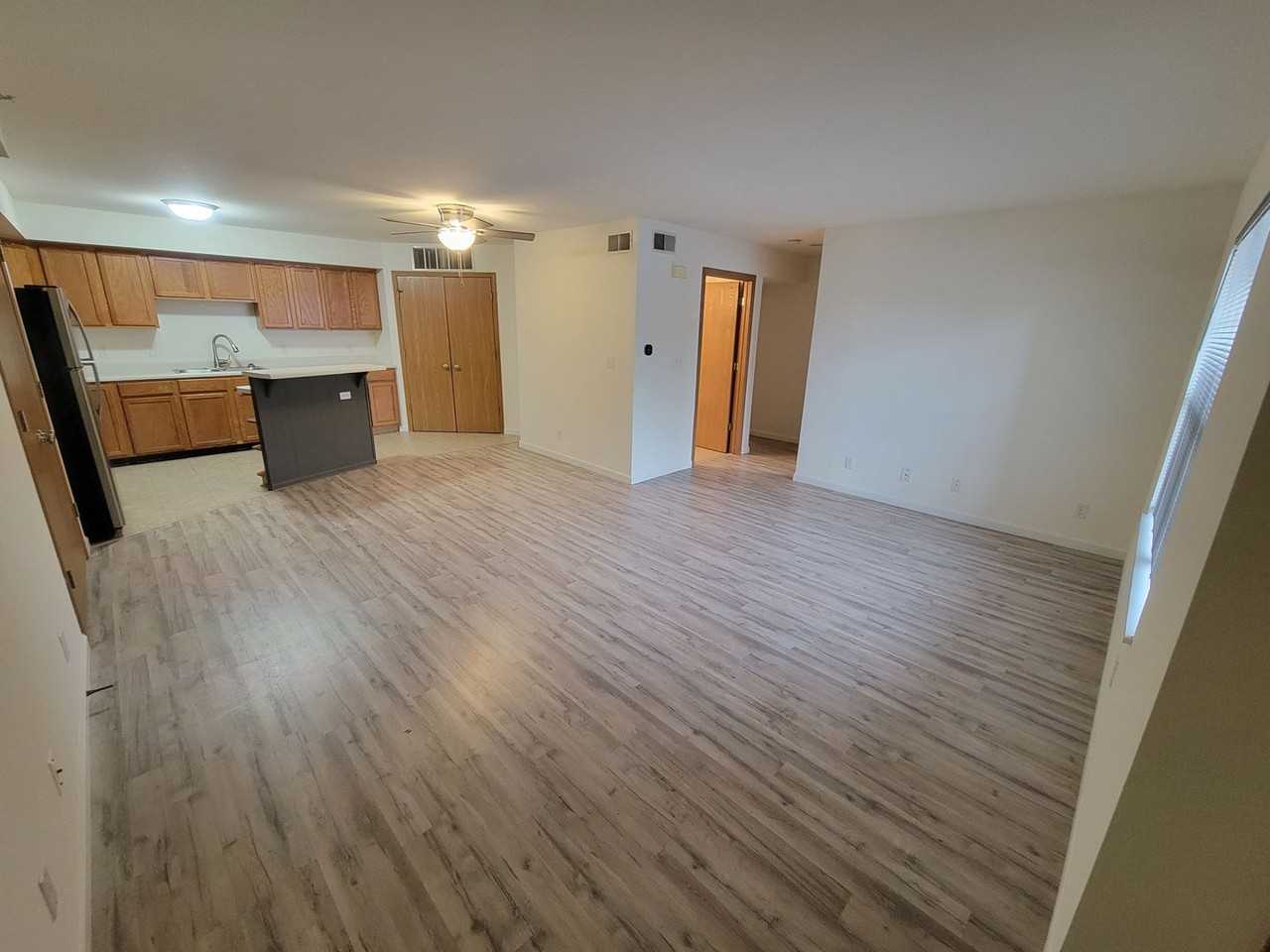 Hidden Oaks Apartments - Photo 4 of 42