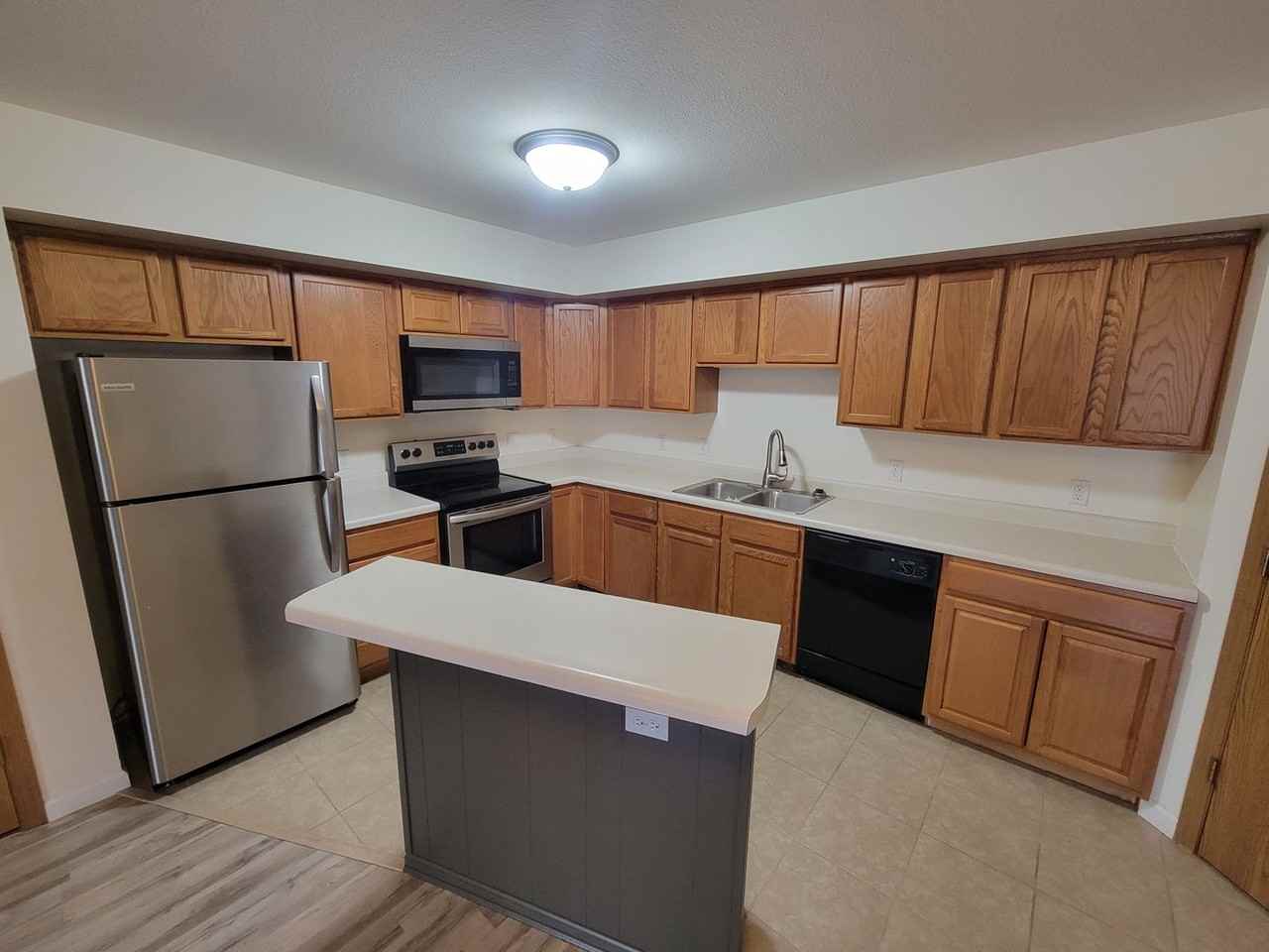 Hidden Oaks Apartments - Photo 4 of 29