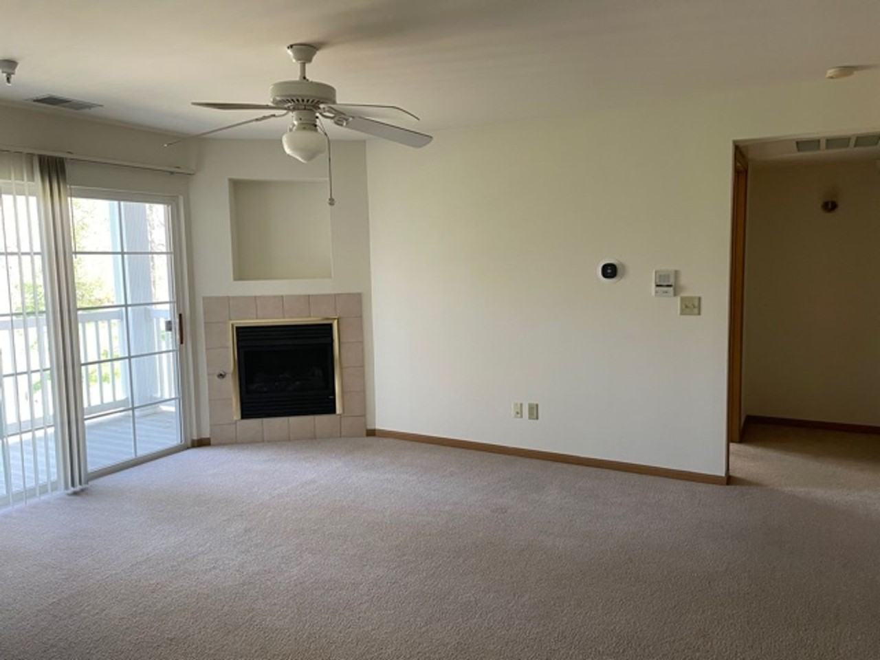 Hollow Creek IV Apartments - Photo 2 of 31