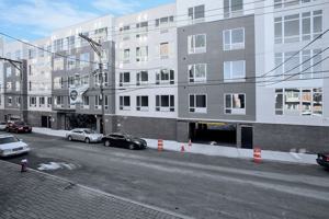 featured image of 320 53rd St