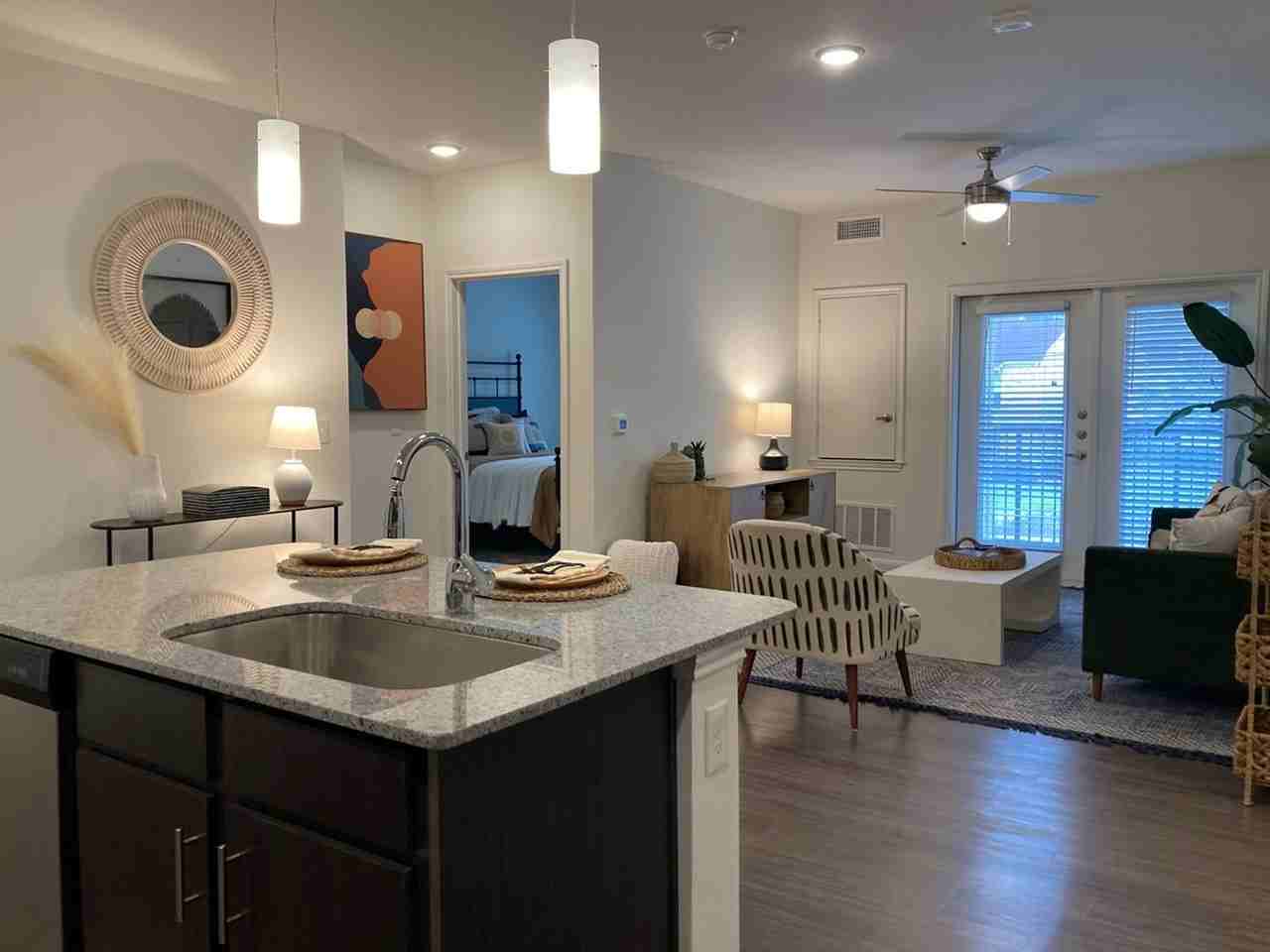 MedWest Apartments - Photo 2 of 27