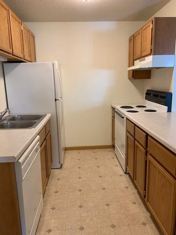 1700 University Dr SE - Photo 5 of 17