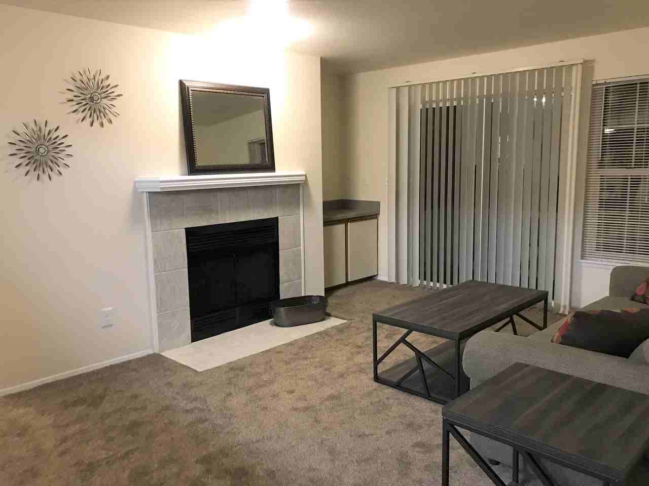 North Country Manor - Photo 5 of 93