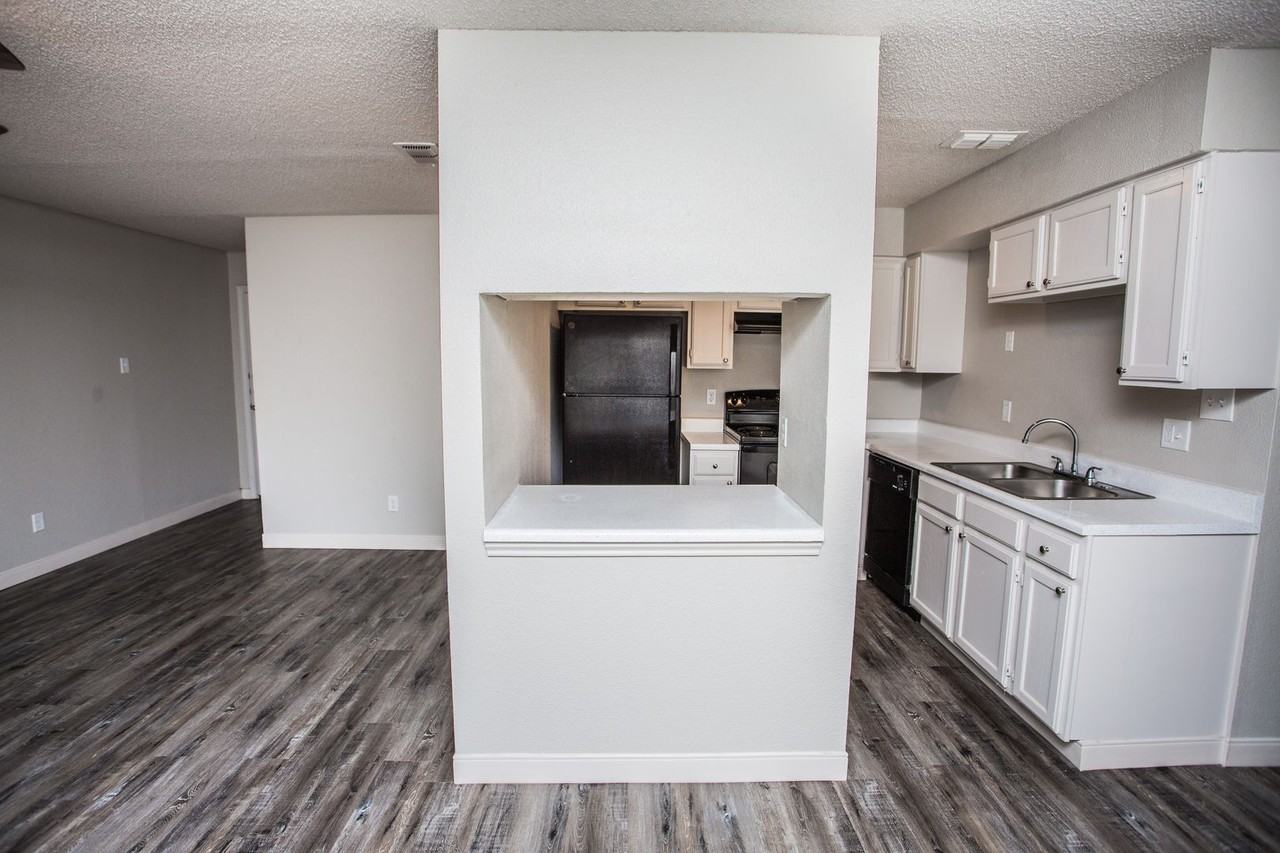 Saddlewood Apartments - Photo 6 of 50