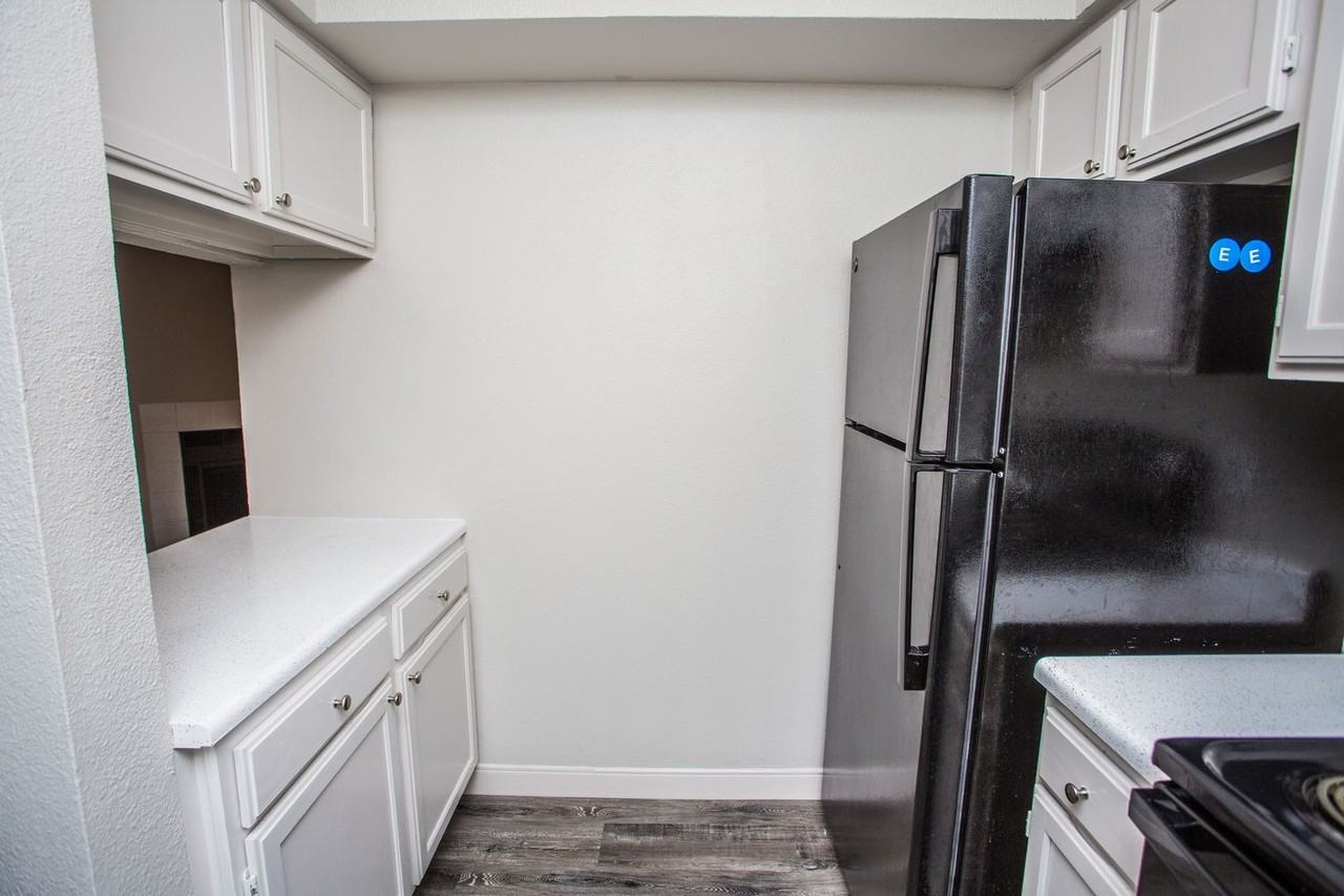 Saddlewood Apartments - Photo 4 of 50