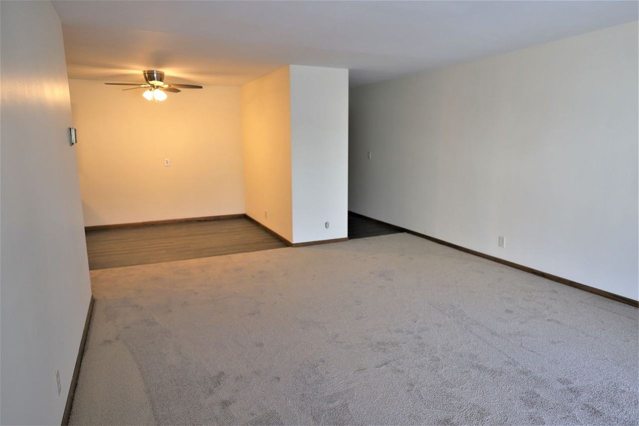 6300 York Apartments, LLC - Photo 3 of 25