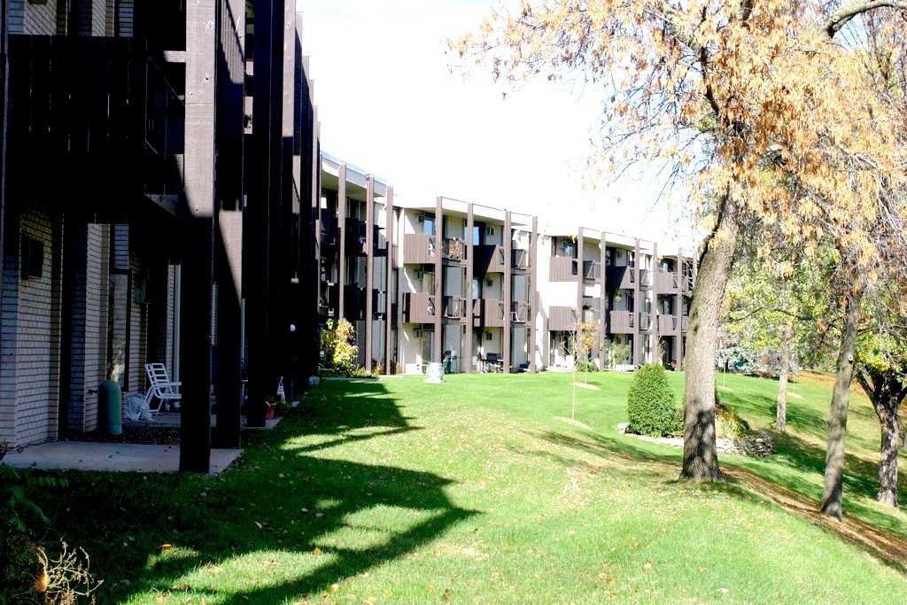 Cedar Cliff Apartments - Photo 3 of 22