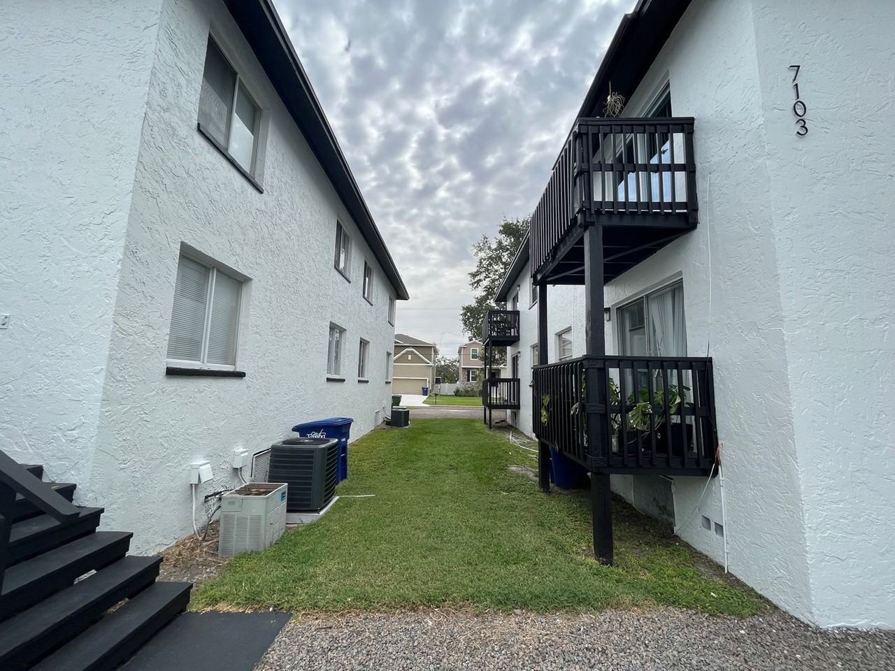 Port Tampa Flats - Photo 6 of 33