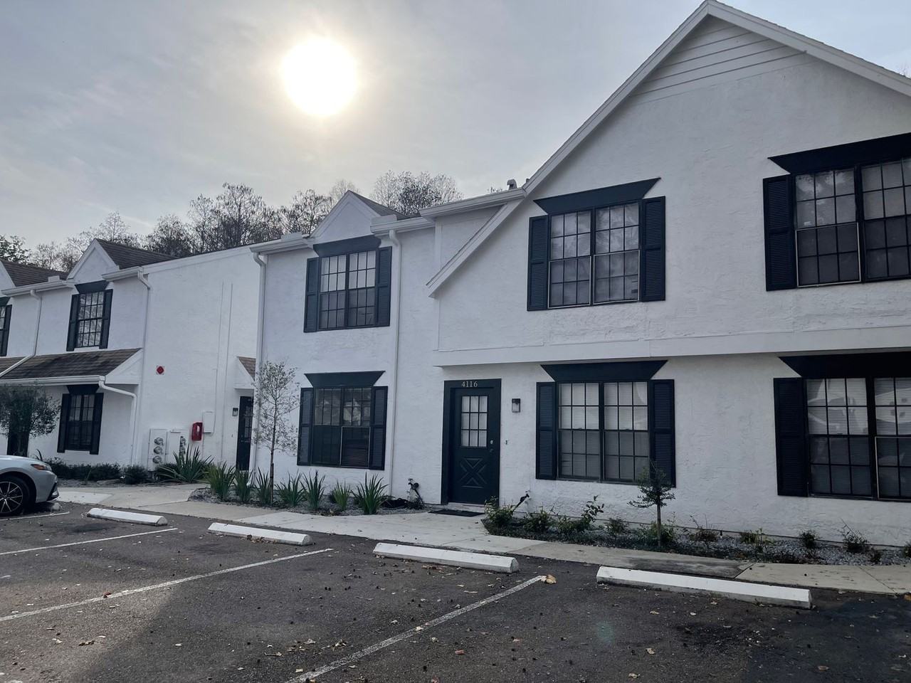 Saint Andrews Square Townhomes - Photo 7 of 28