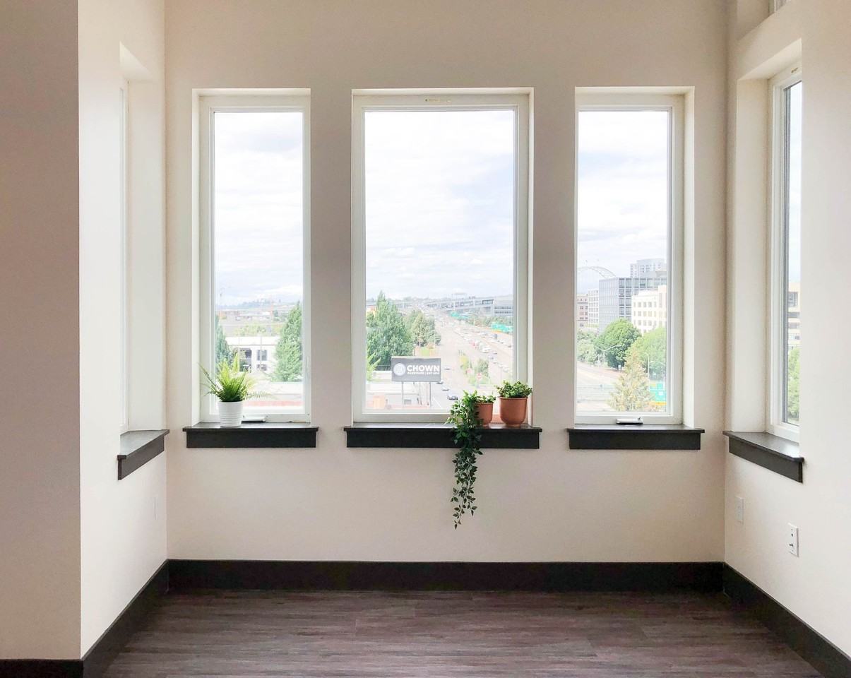 Everett - Photo 2 of 37