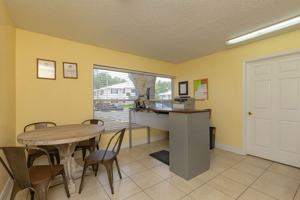 featured image of 7702 Rivergate Dr