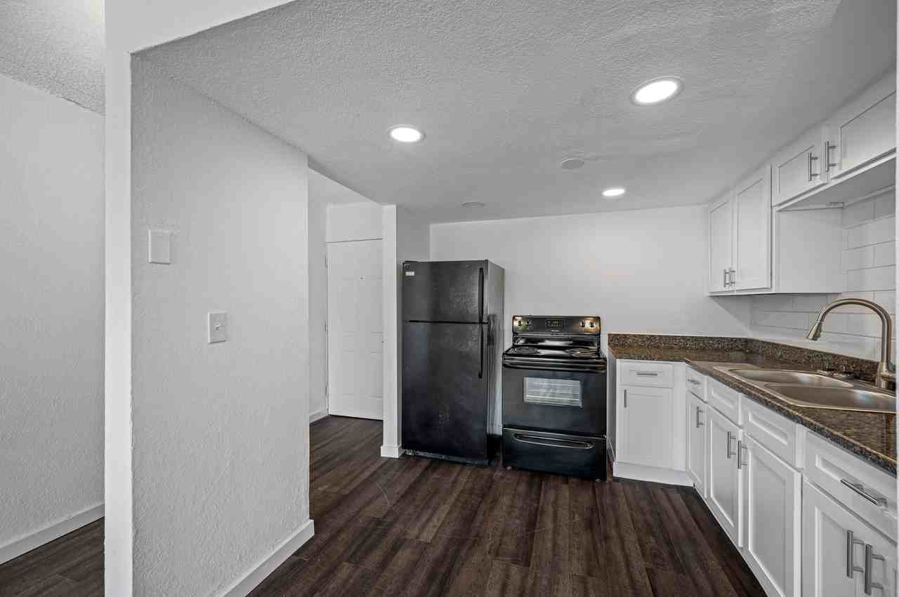 The Wave Apartments - Photo 4 of 50