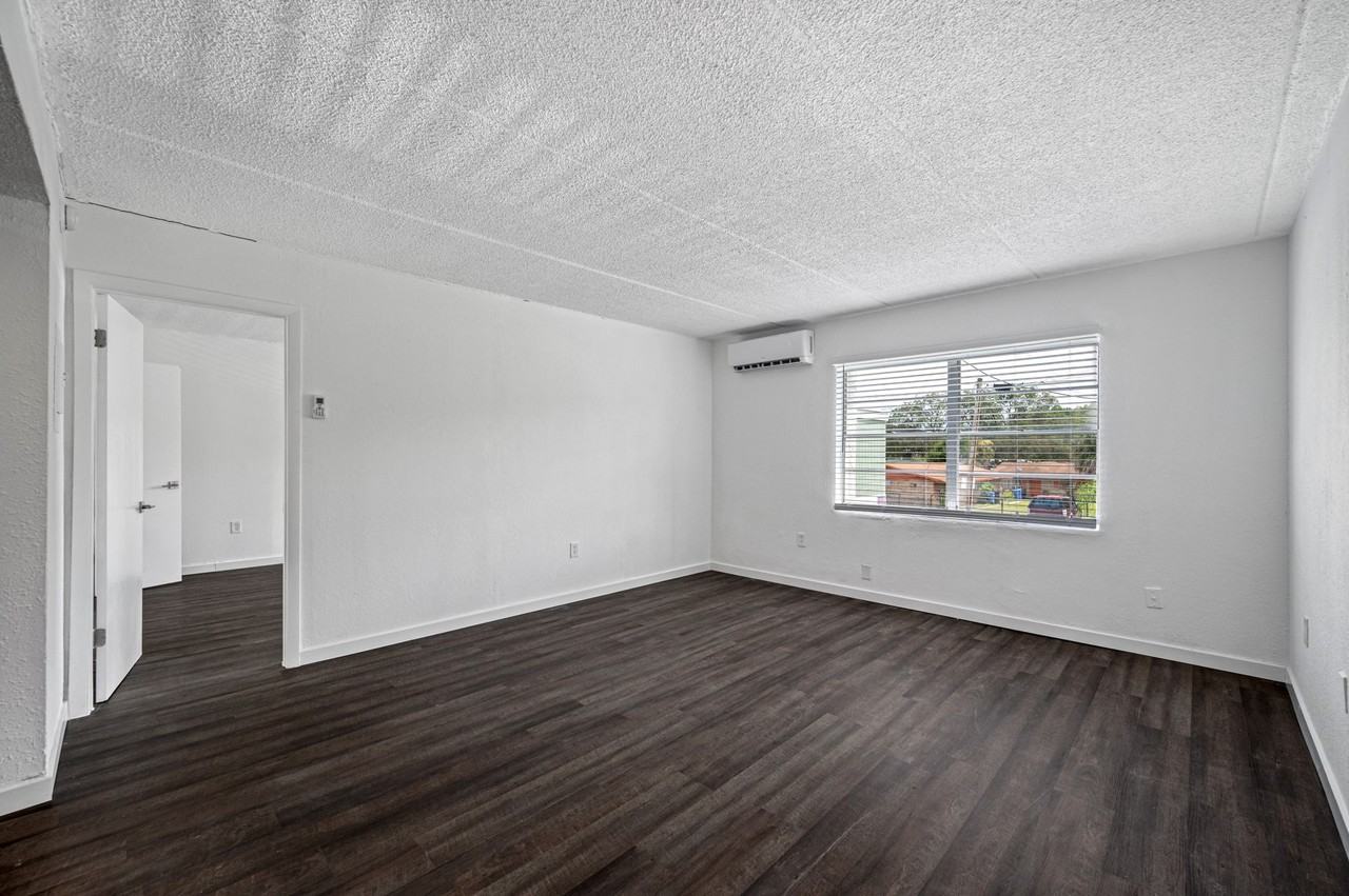 The Wave Apartments - Photo 6 of 50