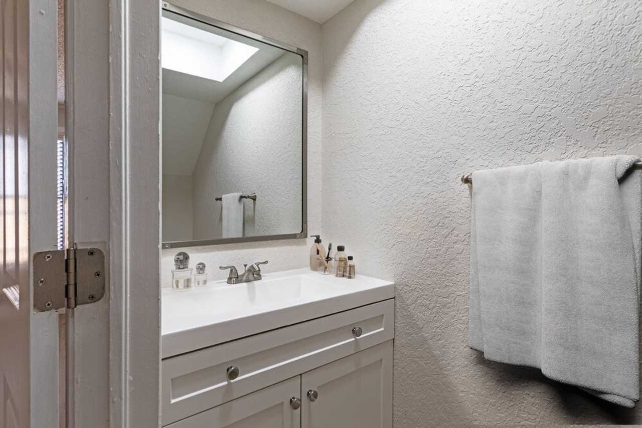 Palm Flats Apartments - Photo 6 of 32