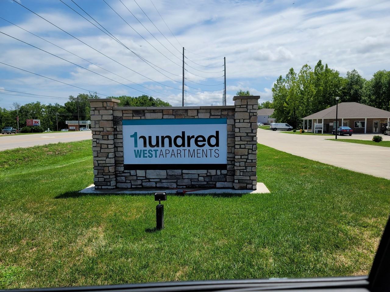 6790 Hwy 100 West - Photo 2 of 39