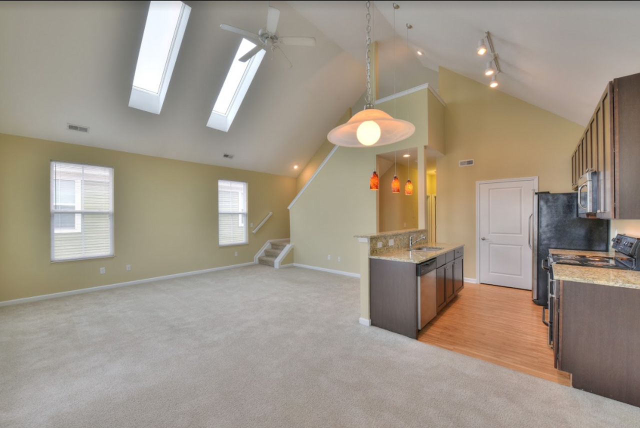 Concord Square Apartments - Photo 3 of 23