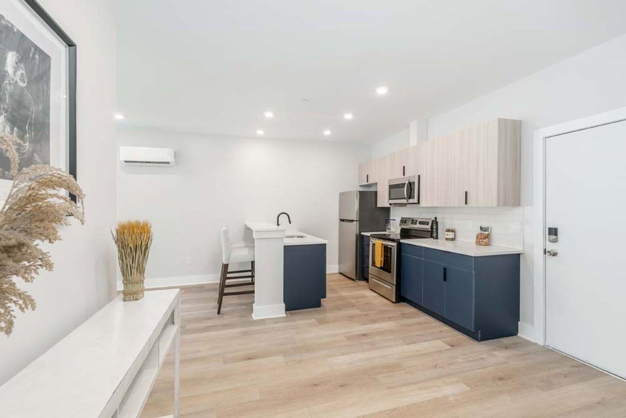 The Grace - Photo 2 of 50