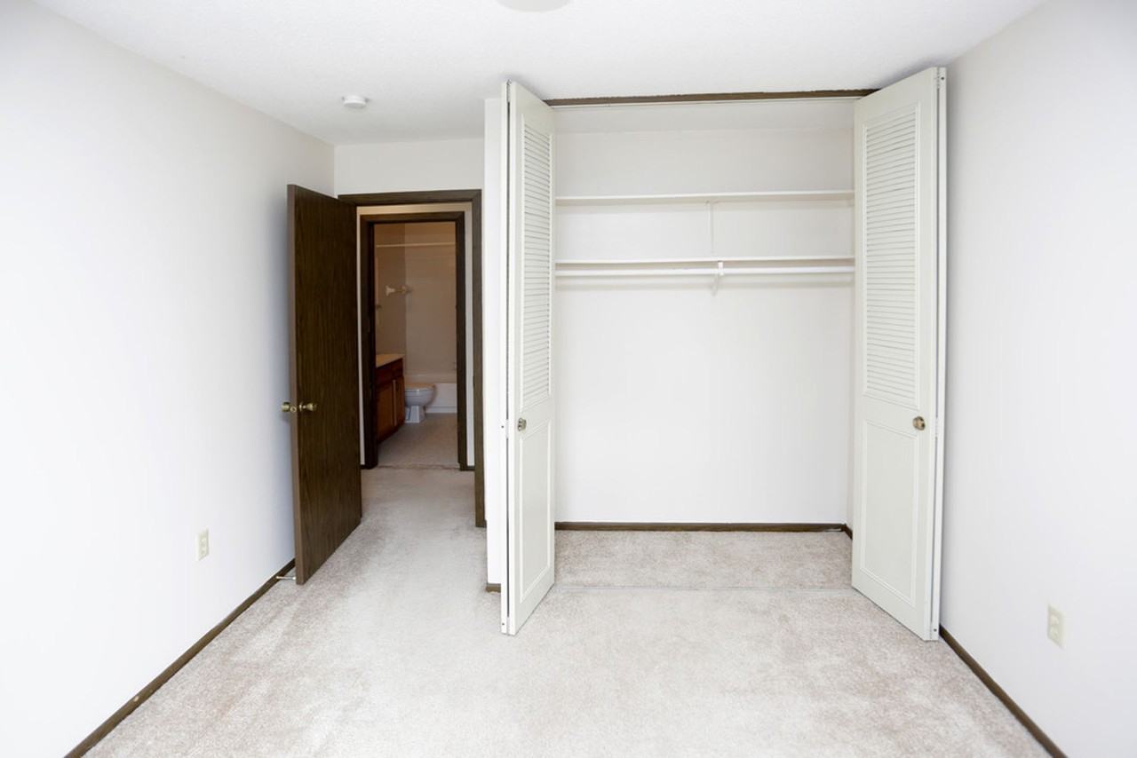 Highland Chateau - Photo 5 of 9