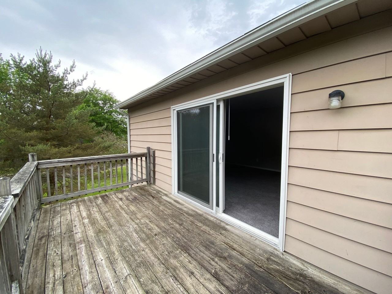 Woodside - Photo 3 of 8