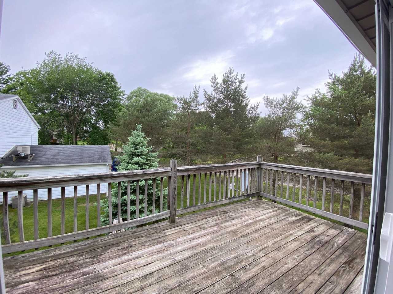 Woodside - Photo 6 of 8