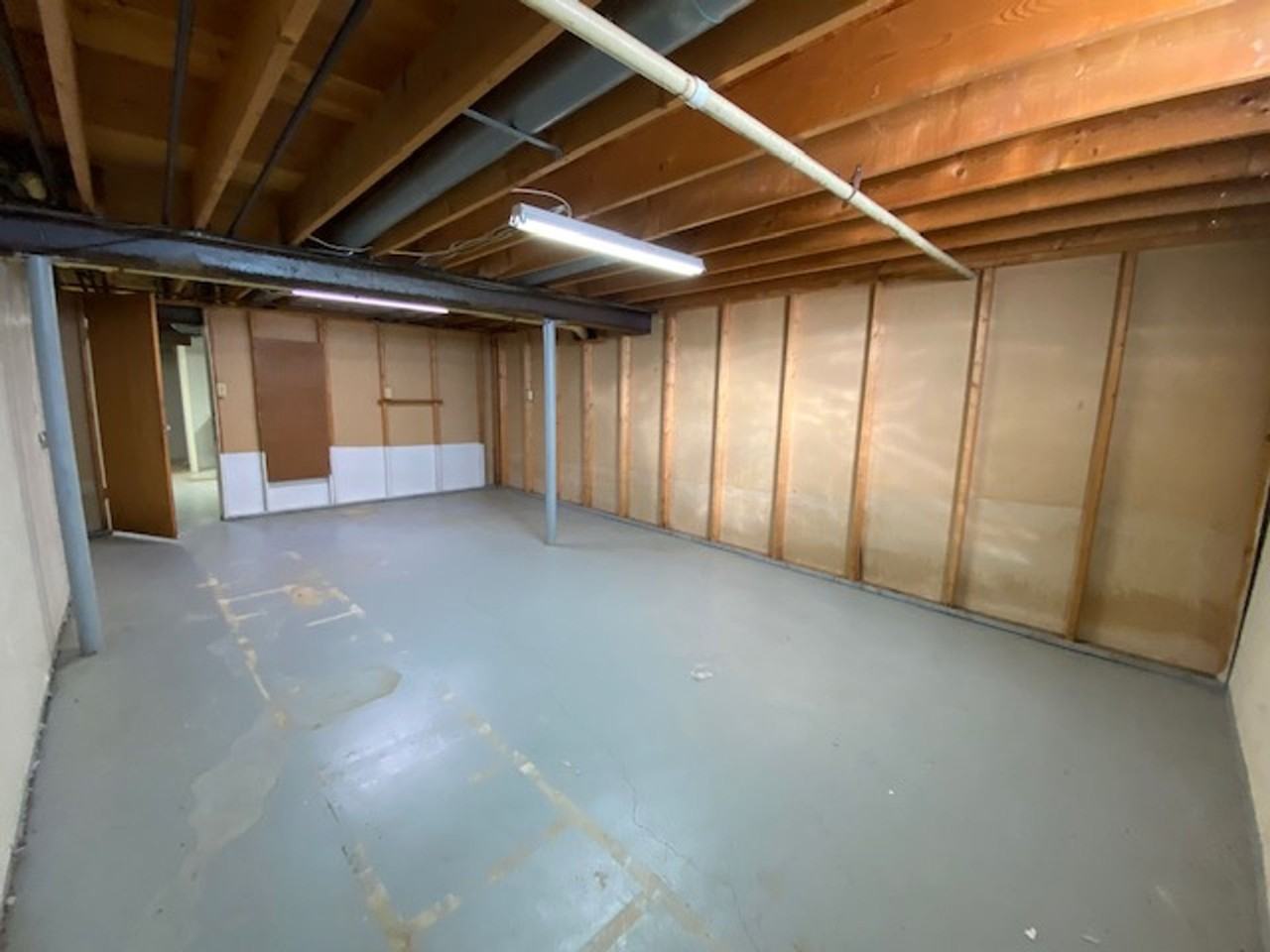 Woodside - Photo 7 of 8