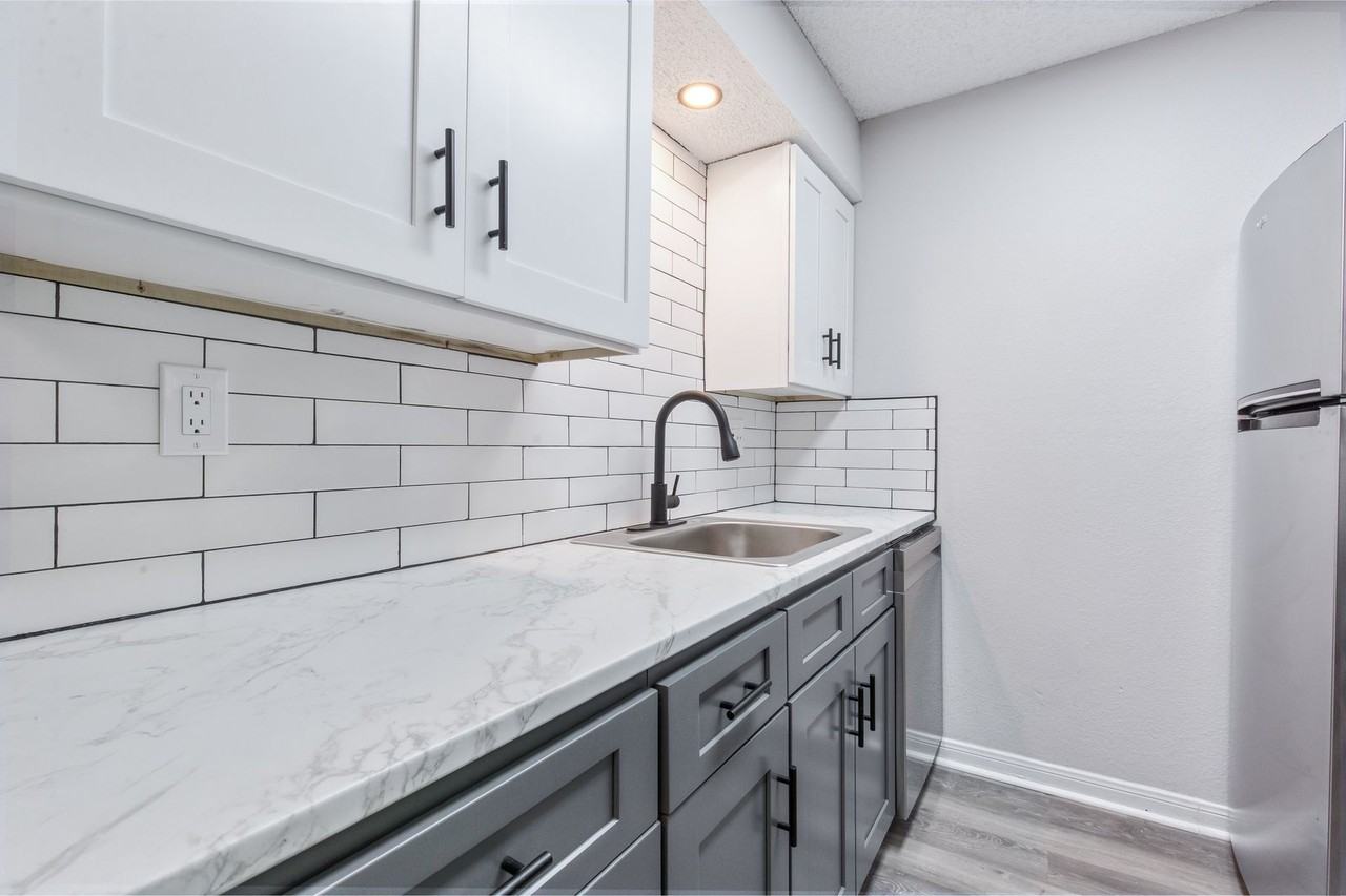 Chateau 68 - Photo 2 of 17