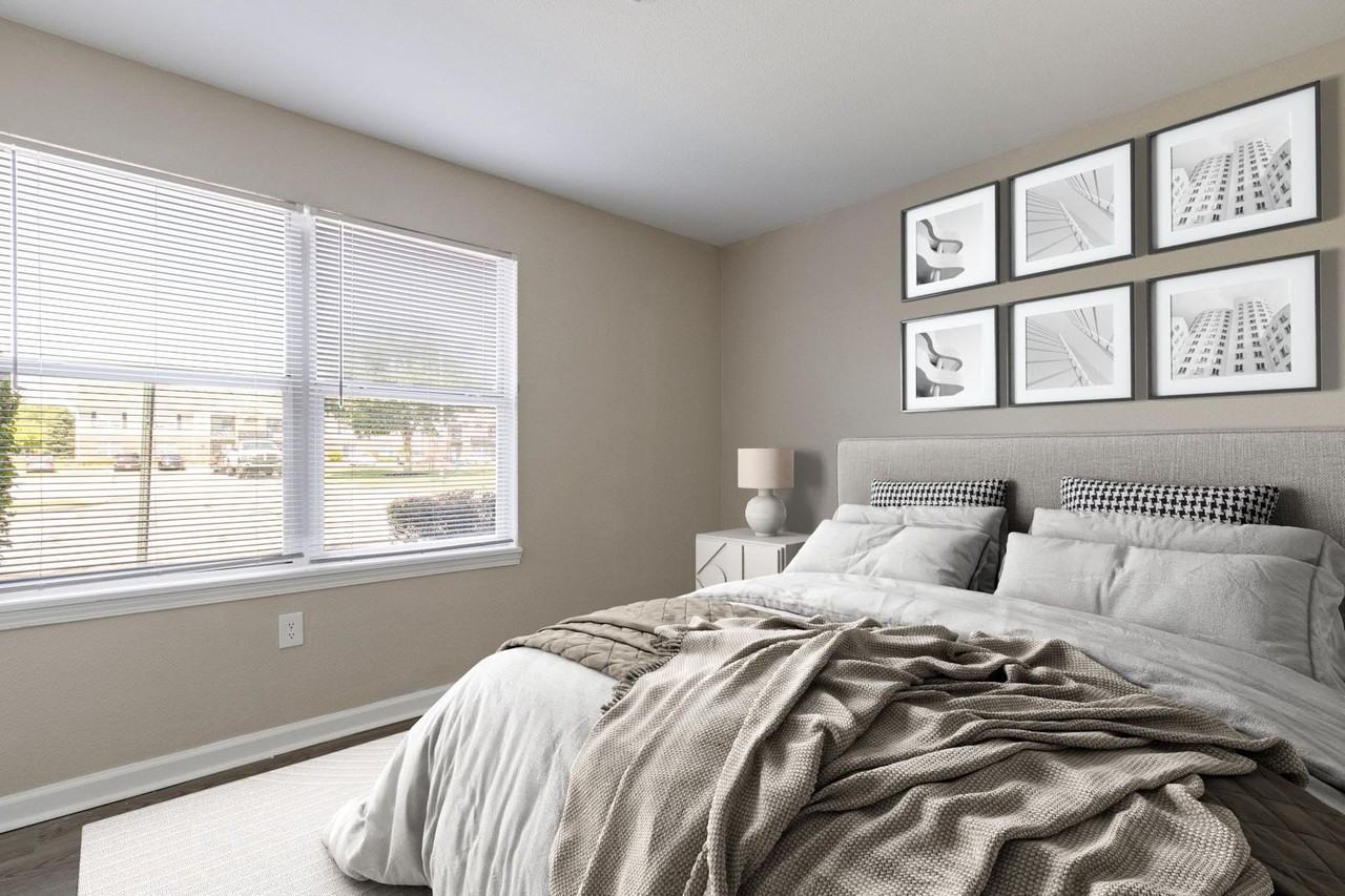 The Latitude - Photo 6 of 23