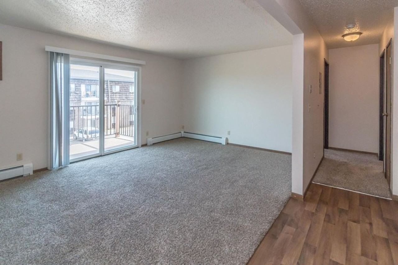 City Walk Apartments - Photo 5 of 41