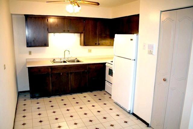 Colonial Terrace Apartments - Photo 7 of 8