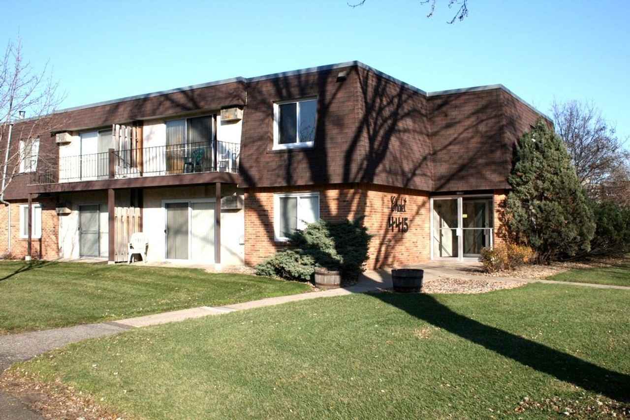 Edina Villa Apartments - Photo 2 of 19