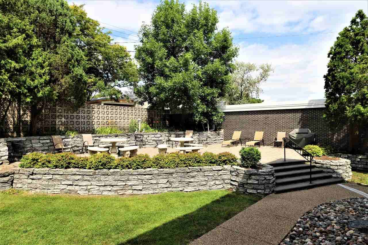 Hazelton Bldg - Photo 3 of 31