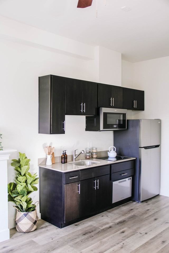 Amore - Photo 2 of 41