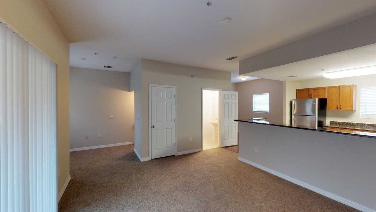 Town Park Villas - Photo 4 of 48