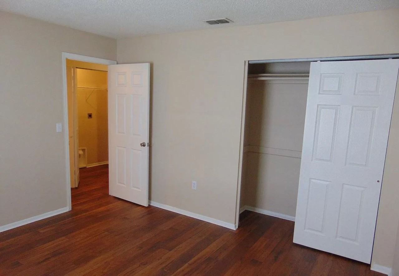 Prosperity at NPR- Porter - Photo 4 of 48