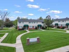 featured image of 425 Donovan St