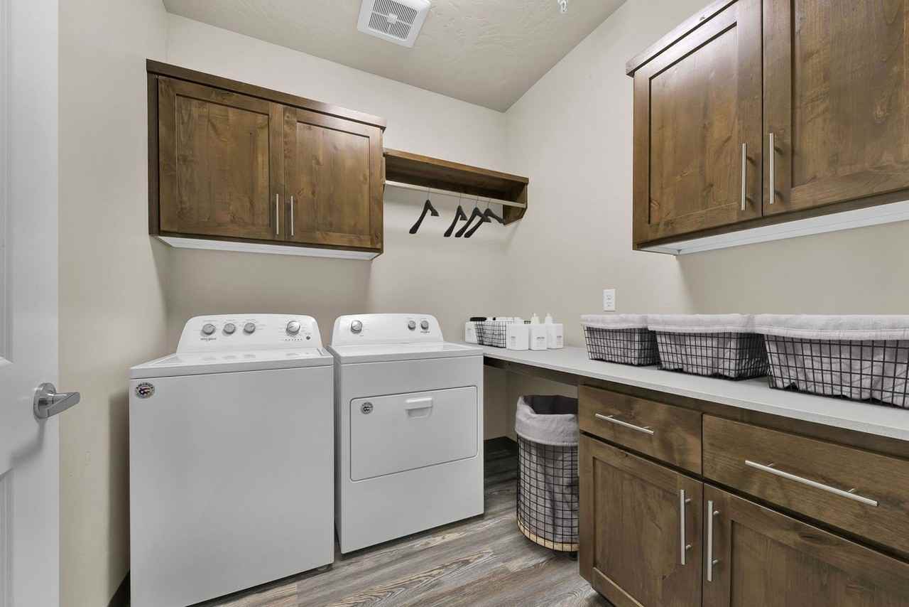 Four Points Retreat! - Photo 7 of 21