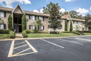 featured image of 1112 S Magnolia Dr