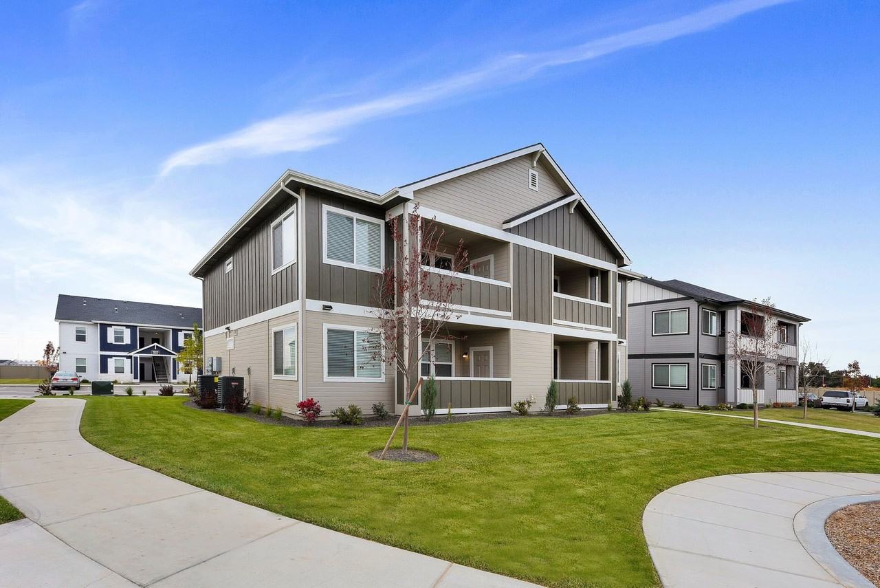 Mason Creek Apartments - Photo 6 of 9