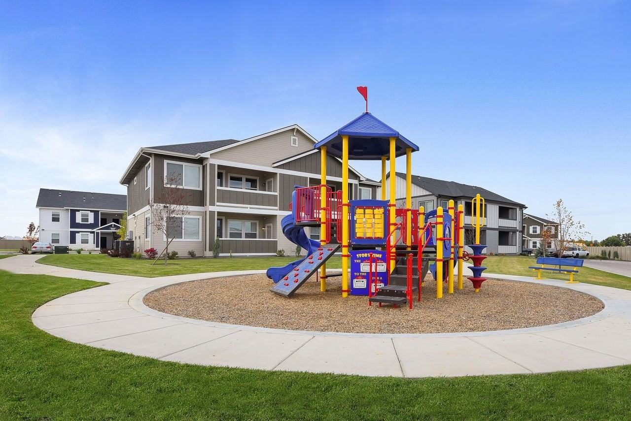 Mason Creek Apartments - Photo 7 of 9