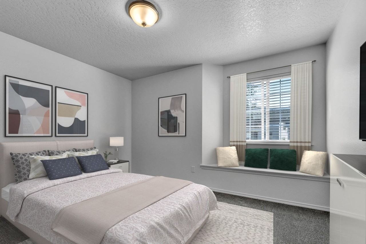 Penn Station Apartments - Photo 6 of 36