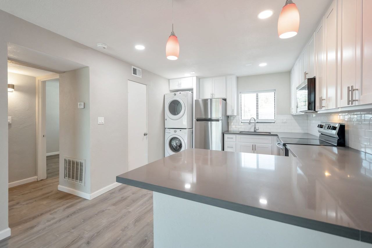 The Vintage - Photo 5 of 50